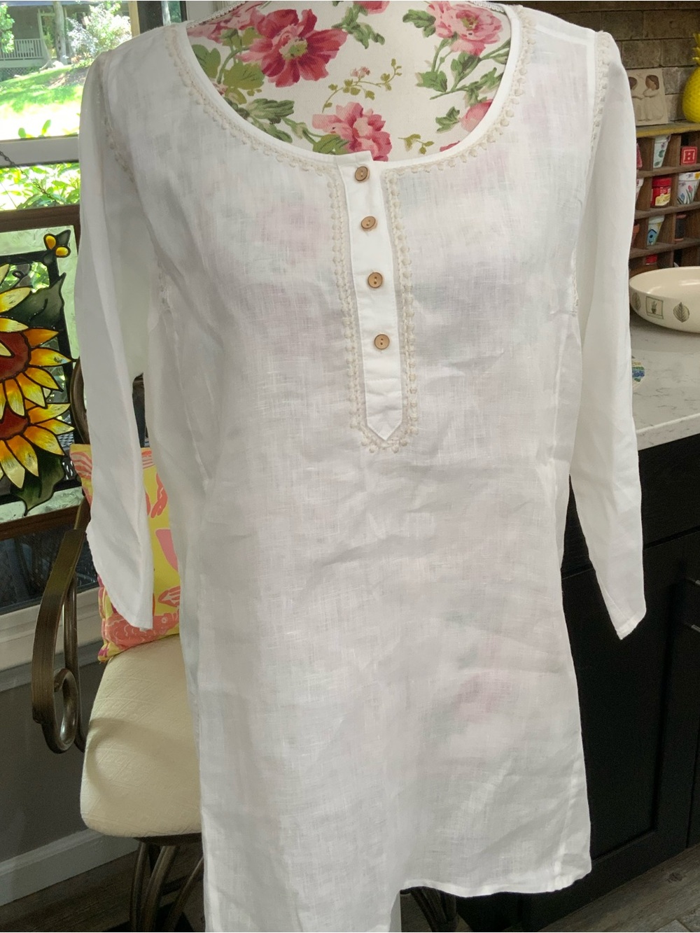Eddie Bauer White Linen Tunic Blouse Embroidered Trim 3/4 Sleeve Buttons XLP New